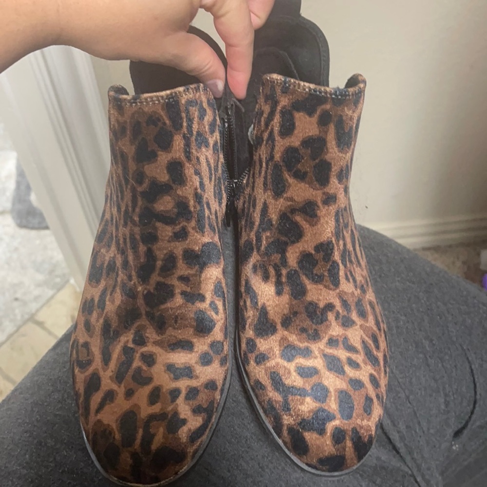 COPY - Cheetah booties size 9 new, never worn